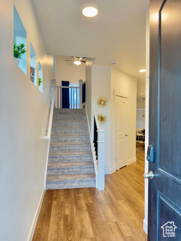 Photo 3 for MLS #2113901 at 1118 N Freeman Dr