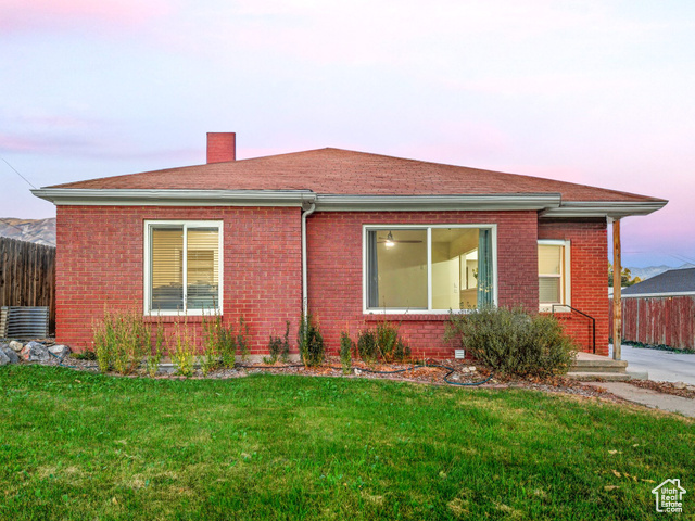 374 N Center St
                     MLS #2113907