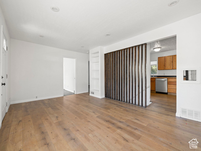 Photo 8 for MLS #2113914 at 1109 E 360 South