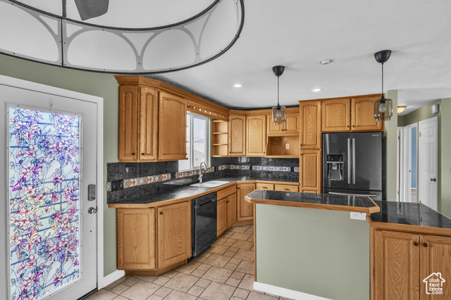Photo 9 for MLS #2113925 at 3536 W Churchwood Dr