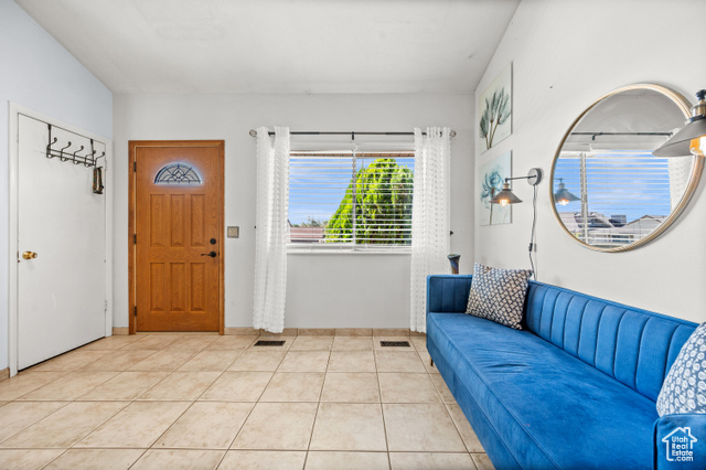 Photo 4 for MLS #2113945 at 8068 W Melville Dr