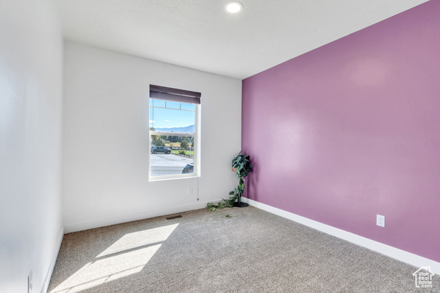 Photo 17 for MLS #2113962 at 93 E Park Dr