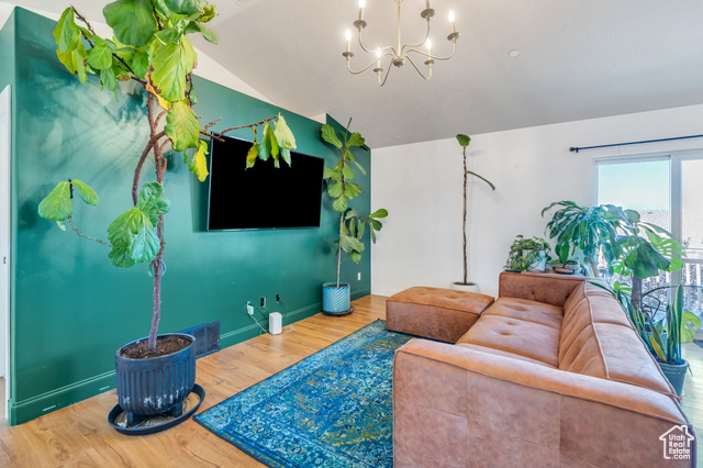 Photo 10 for MLS #2113962 at 93 E Park Dr