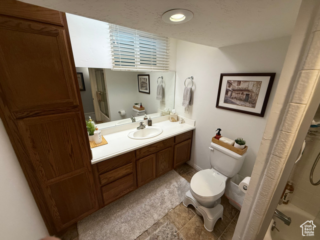 Photo 24 for MLS #2113984 at 1360 S Carterville Rd