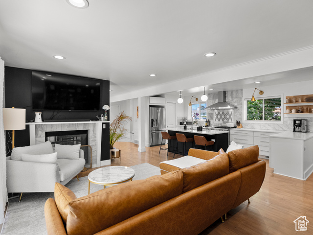 Photo 6 for MLS #2113996 at 8269 S Roosevelt St