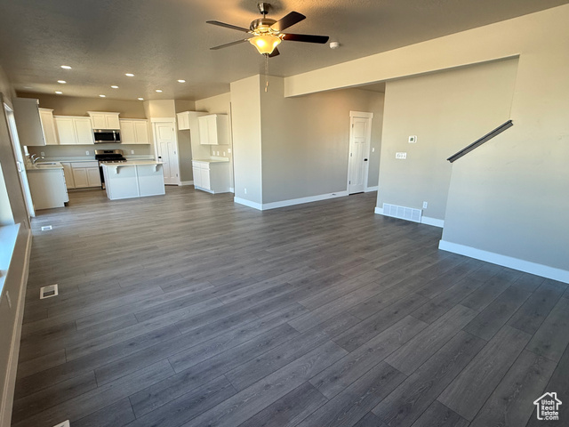 Photo 11 for MLS #2114004 at 427 E 500 North #LOT19