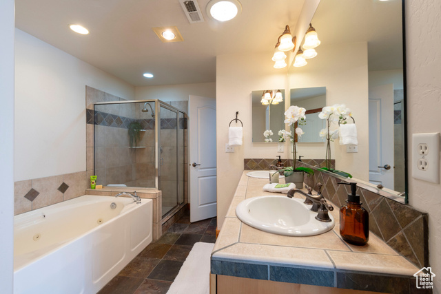 Photo 13 for MLS #2114014 at 5221 Cove Canyon Dr #B
