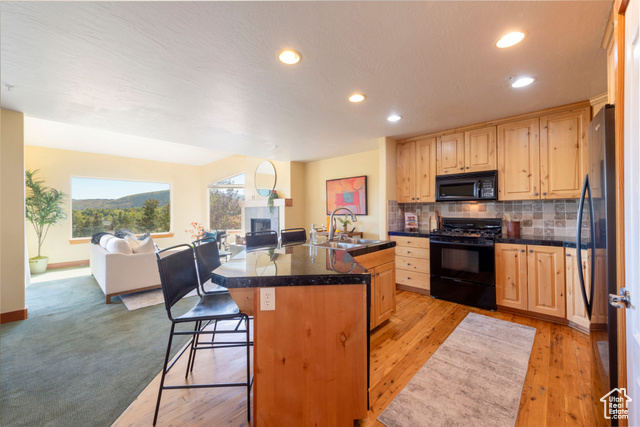 Photo 8 for MLS #2114014 at 5221 Cove Canyon Dr #B
