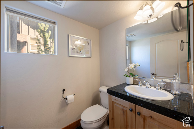 Photo 11 for MLS #2114014 at 5221 Cove Canyon Dr #B