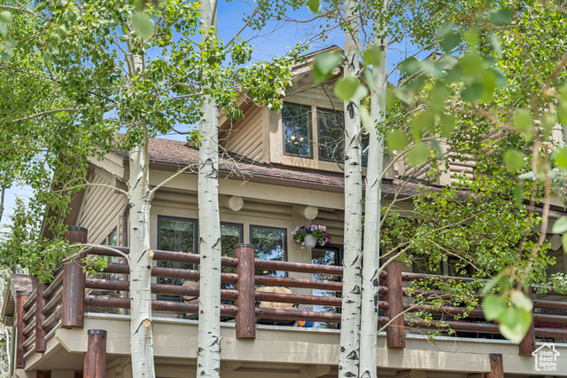Photo 37 for MLS #2114020 at 1955 Deer Valley Dr #302