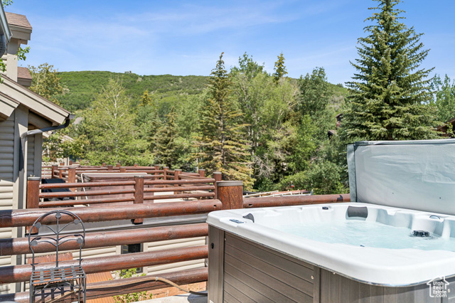 Photo 53 for MLS #2114020 at 1955 Deer Valley Dr #302