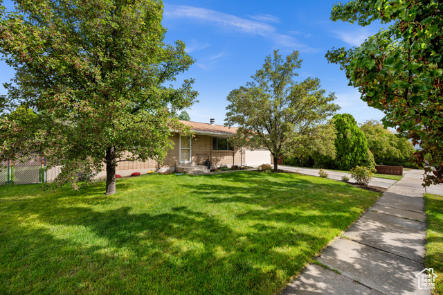 Photo 23 for MLS #2114030 at 2752 W Santex Cir