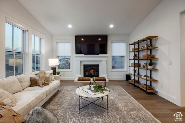 Photo 66 for MLS #2114035 at 2738 Ledger Way