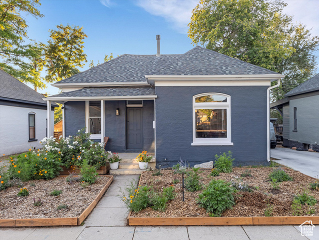 156 S DOOLEY CT, Salt Lake City UT 84102