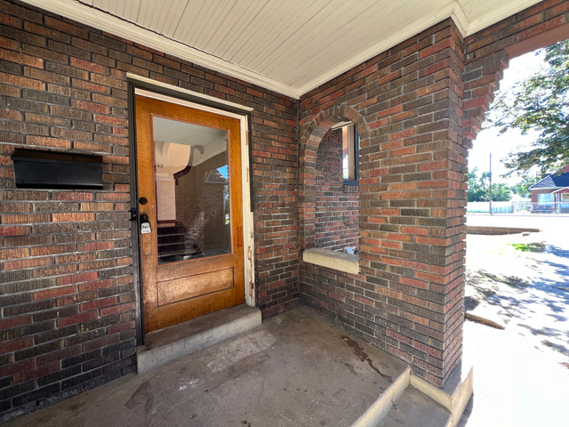 Photo 7 for MLS #2114054 at 544 E 7th St
