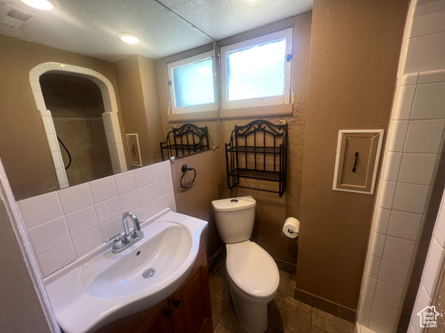 Photo 22 for MLS #2114054 at 544 E 7th St