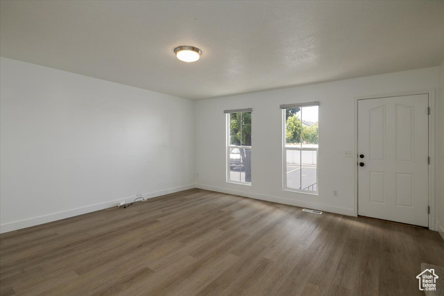 Photo 3 for MLS #2114063 at 4753 S Falkirk Dr