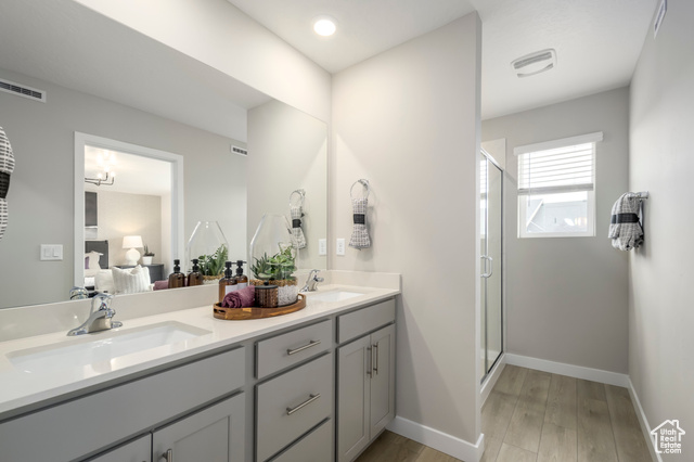 Photo 12 for MLS #2114088 at 1569 W Charmer Ln #1443