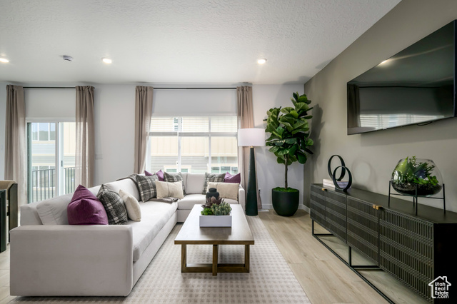 Photo 3 for MLS #2114088 at 1569 W Charmer Ln #1443