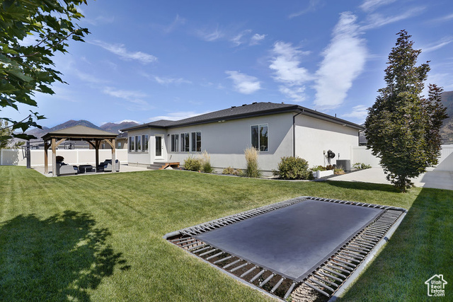 Photo 37 for MLS #2114095 at 32 S 2560 East