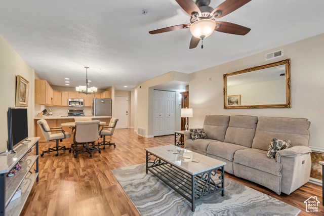 Photo 9 for MLS #2114098 at 1205 E Privot Dr #102