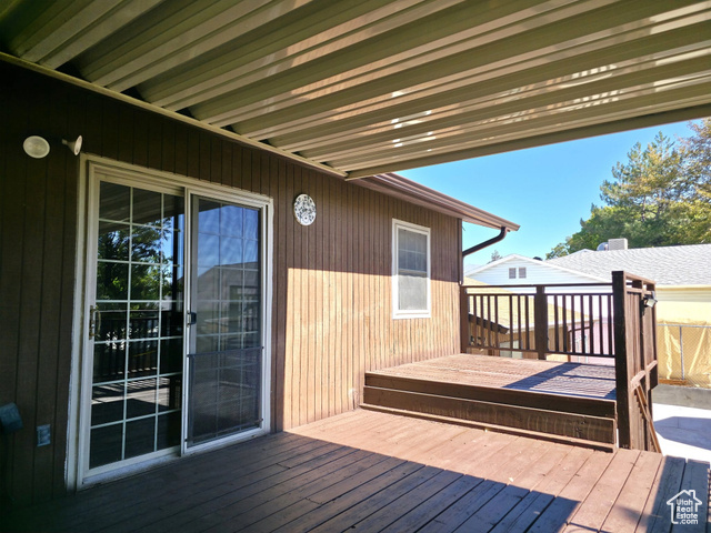 Photo 18 for MLS #2114110 at 2283 W 470 North
