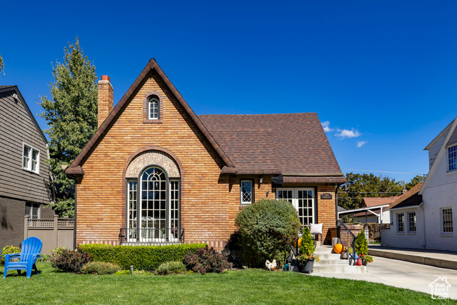 MLS #2114113 - 1769 E Herbert Ave