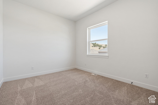 Photo 19 for MLS #2114128 at 1353 West View Dr