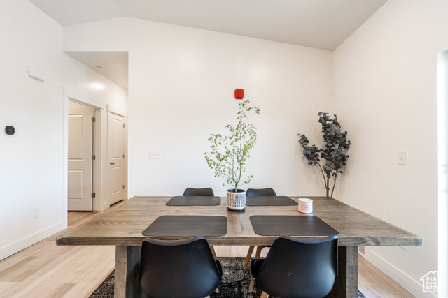 Photo 4 for MLS #2114146 at 475 W 60 South #L304