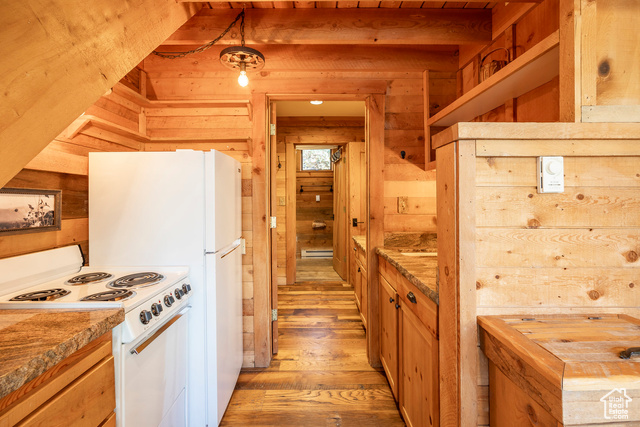 Photo 10 for MLS #2114152 at 8887 N Timphaven Rd #15