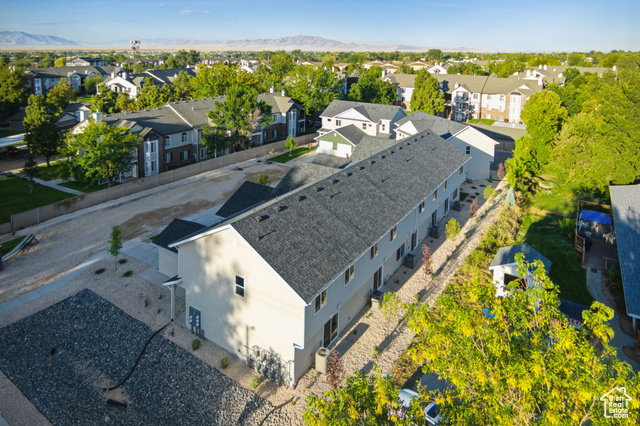 Photo 25 for MLS #2114164 at 1615 N Angel St #H