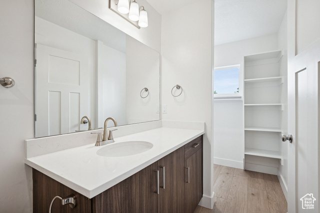 Photo 21 for MLS #2114164 at 1615 N Angel St #H