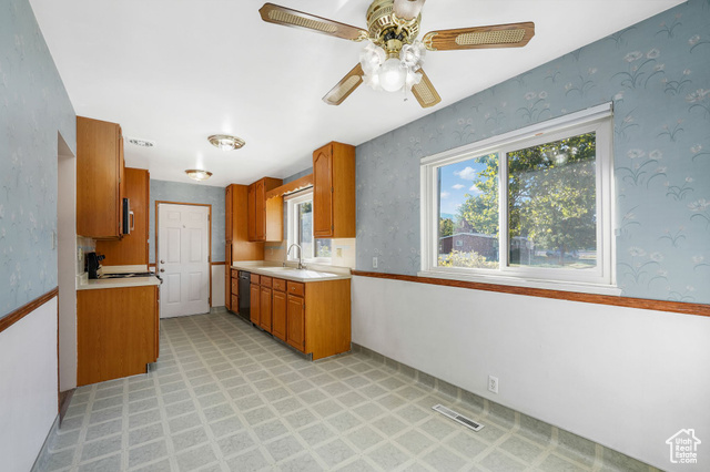 Photo 8 for MLS #2114174 at 295 E 300 North