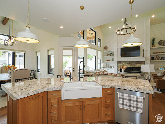 Photo 13 for MLS #2114178 at 3167 S Mapleton Estates Dr