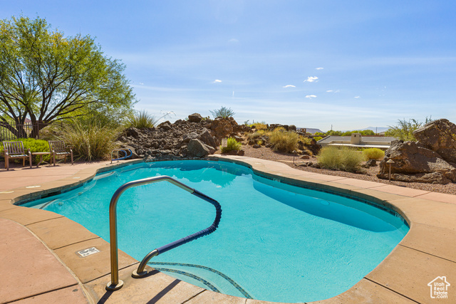 Photo 31 for MLS #2114190 at 2655 W Pioneer Pkwy #2