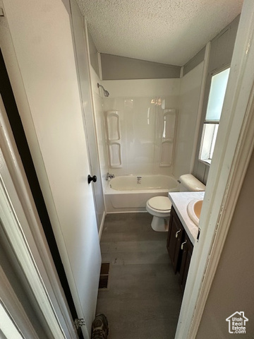 Photo 8 for MLS #2114197 at 50 S 1500 West #17