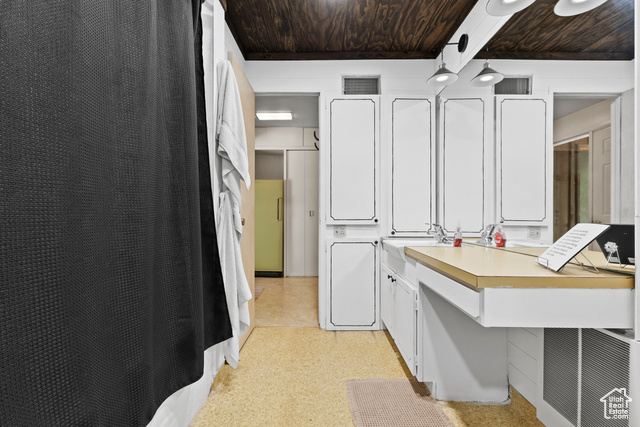 Photo 20 for MLS #2114206 at 231 S Main St
