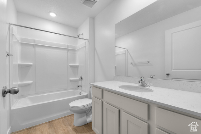 Photo 9 for MLS #2114207 at 1484 E 720 North #1094