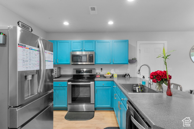 Photo 7 for MLS #2114219 at 13866 S Mary Lorine Cir