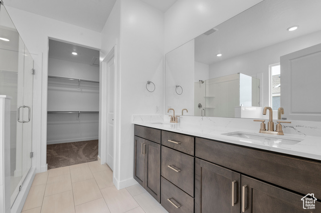 Photo 7 for MLS #2114224 at 842 N Chillingham Dr #172