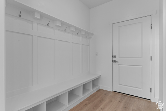 Photo 25 for MLS #2114224 at 842 N Chillingham Dr #172
