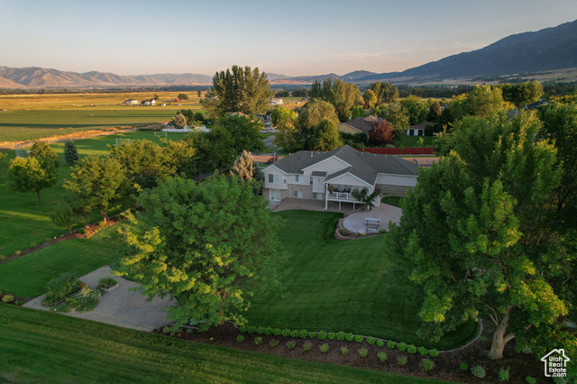 Photo 2 for MLS #2114244 at 203 E 600 North