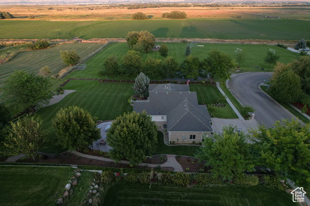 Photo 8 for MLS #2114244 at 203 E 600 North