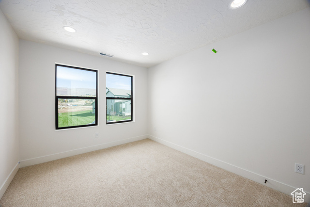 Photo 31 for MLS #2114255 at 2818 E Hayloft Ln #213