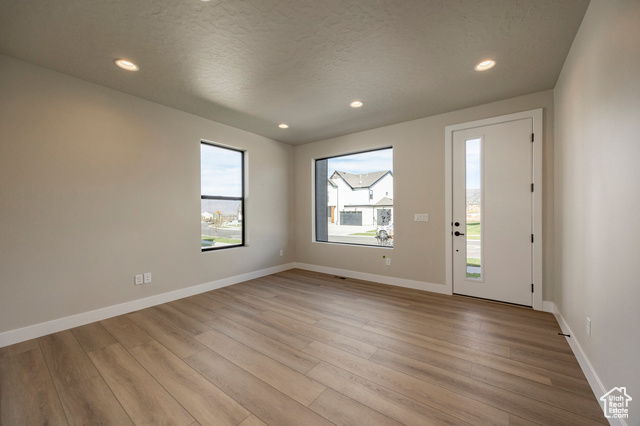 Photo 13 for MLS #2114258 at 2832 E Hayloft Ln #214