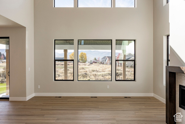 Photo 12 for MLS #2114258 at 2832 E Hayloft Ln #214