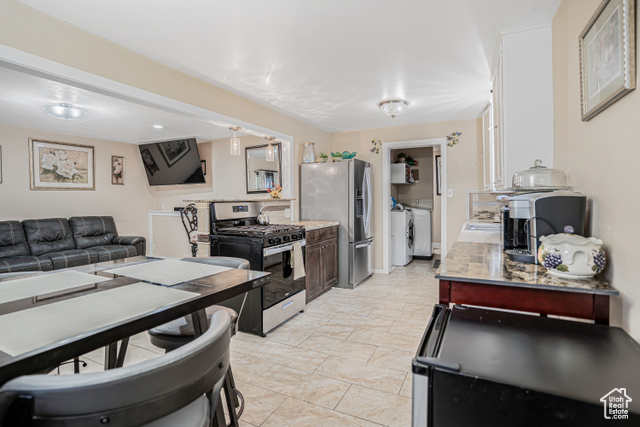 Photo 6 for MLS #2114261 at 45 W Crystal Ave
