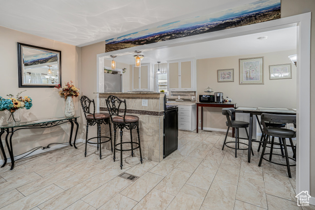 Photo 3 for MLS #2114261 at 45 W Crystal Ave