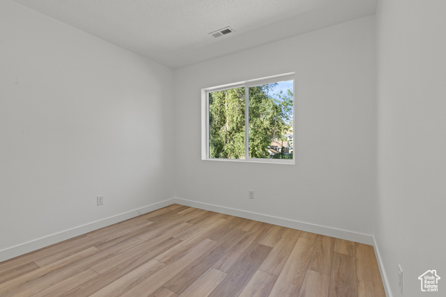Photo 21 for MLS #2114267 at 2753 S Patricia Dr #6