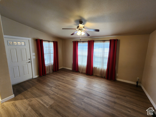 Photo 12 for MLS #2114283 at 4718 S Aspen Ln